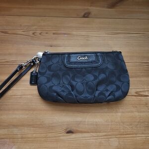 SOLD! Coach Black Signature Jacquard Wristlet Clutch